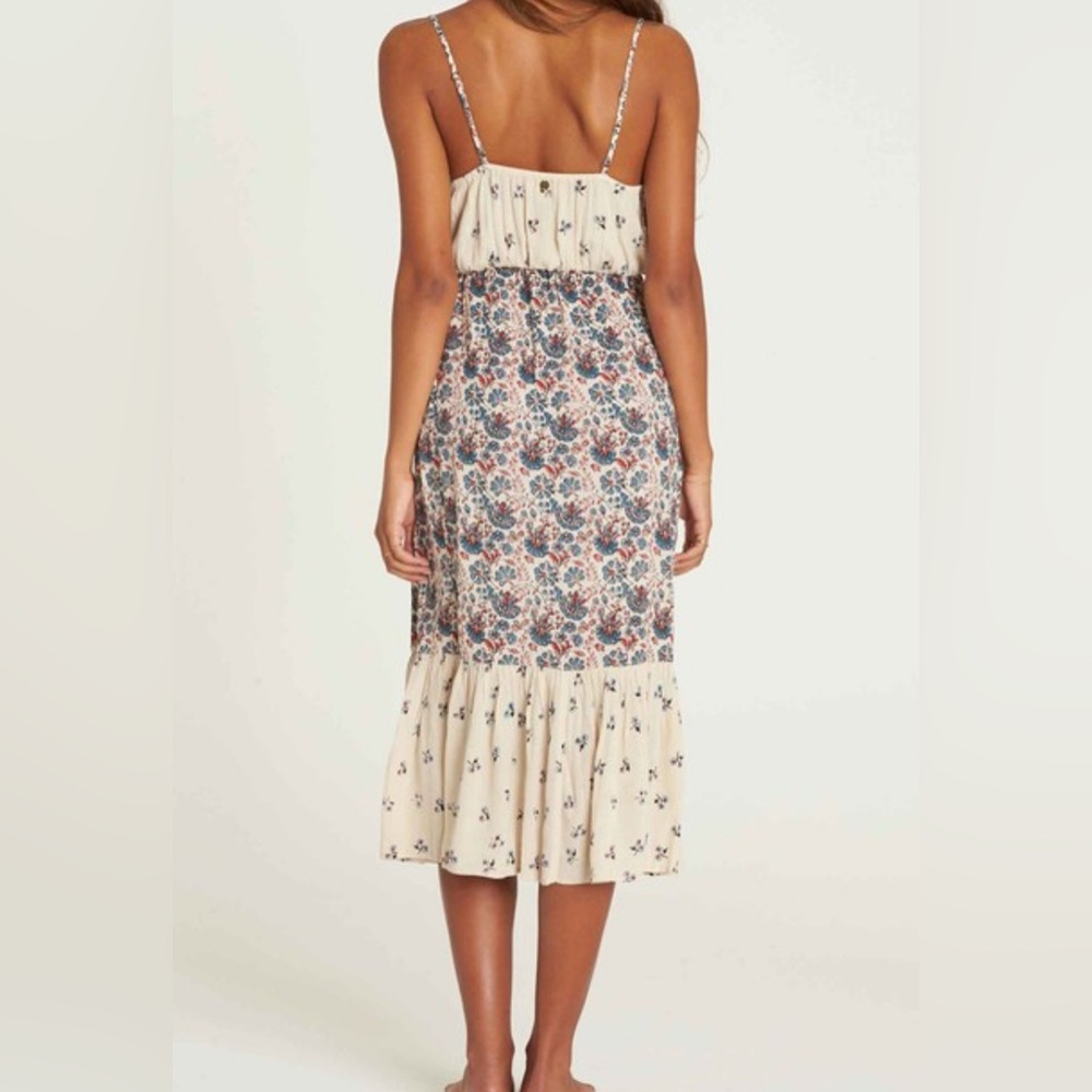 172 Billabong Cream Floral Midi Dress - Picture 2 of 4
